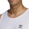 Camiseta Esqueleto Adidas Trefoil Essentials. 100% algodón. Perfecto para relajarse.