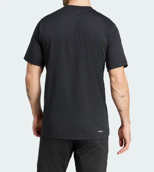 Camiseta Adidas hombre con logo camuflado