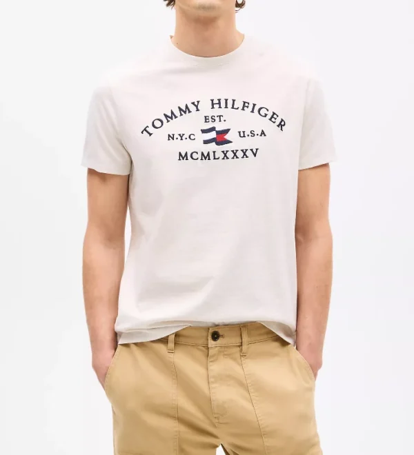 Camiseta Tommy Hilfiger Flag Logo