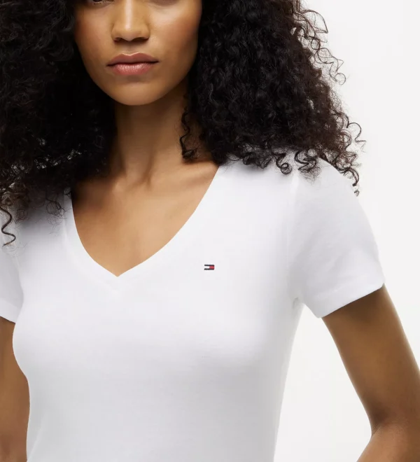 Camiseta Tommy Hilfiger Mujer. Cuello en V